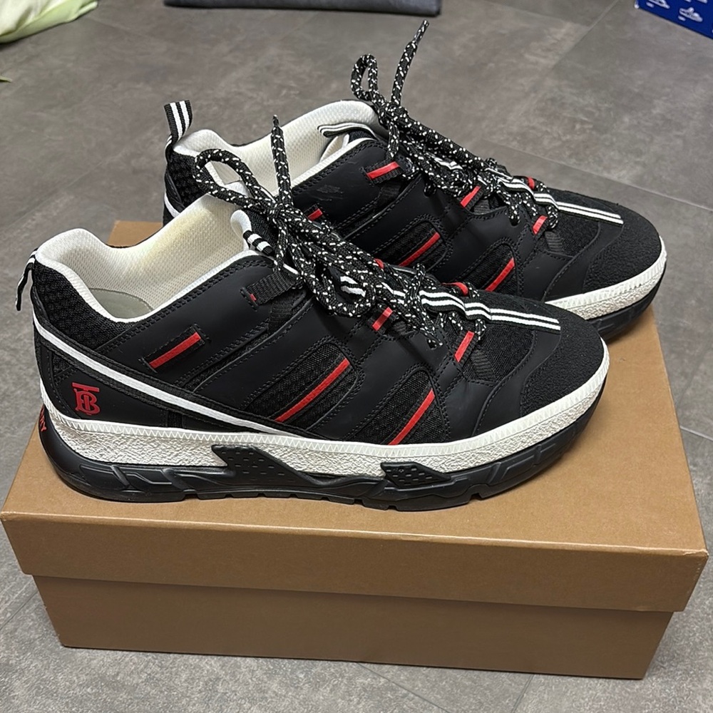 Authentic Gently Used Burberry Union Sneaker